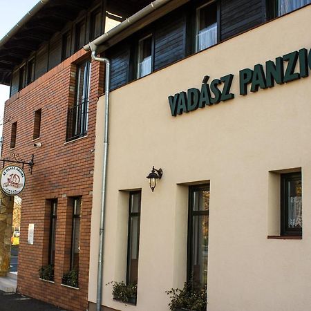 Vadasz Panzio Es Etterem Szombathely Ngoại thất bức ảnh